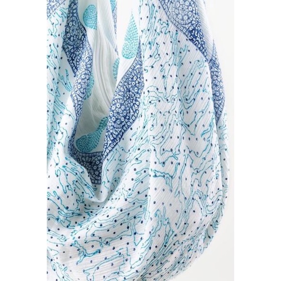 Blue Paisley HandBlock Print Zipper Tote Bag - Picture 3 of 3